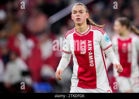 Amsterdam, Niederlande. Dezember 2023. AMSTERDAM, NIEDERLANDE - 20. DEZEMBER: Romée Leuchter vom AFC Ajax während des Spiels der UEFA Women's Champions League zwischen dem AFC Ajax und dem FC Bayern München in der Johan Cruijff Arena am 20. Dezember 2023 in Amsterdam. (Foto von Patrick Goosen/Orange Pictures) Credit: Orange Pics BV/Alamy Live News Stockfoto