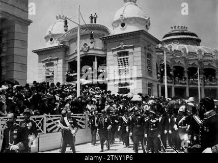 Valencia, Mai 1909. König Don Alfonso XIII. Bei der Einweihung der Regionalausstellung Valencias. Quelle: Album/Archivo ABC Stockfoto