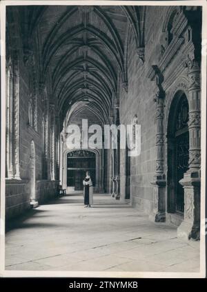 12/31/1929. Sigüenza. Kreuzgang der Kathedrale. Beschreibung: Album / Archivo ABC / Marques de Santa María Del Villar Stockfoto