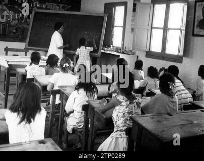 Madrid, 29.05.1964. Schule in der Zigeunerstadt Altamira. Quelle: Album / Archivo ABC / Álvaro García Pelayo Stockfoto