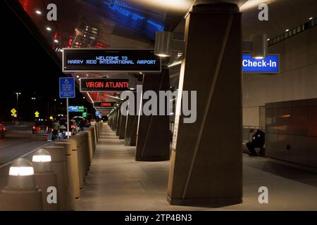 Allgemeine Ansicht des Harry Reid International Airport Terminal 3 in Las Vegas, Nevada, USA. Bild aufgenommen am 11. Dezember 2023. © Belinda Jiao Jiao. Stockfoto