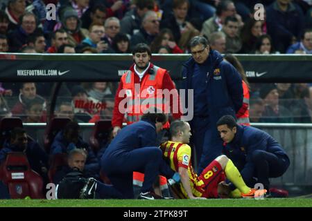 MADRID. Januar 2014. Iniesta während des Ligaspiels zwischen Atletico Madrid und Barcelona im Stadion Vicente Calderon. Bild Oscar del Pozo ARCHDC. Quelle: Album / Archivo ABC / Oscar del Pozo Stockfoto