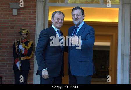 Madrid, 03/31/2015. Treffen von Mariano Rajoy mit Donald Tusk im Palast von Moncloa. Foto: San Bernardo Archdc. Quelle: Album / Archivo ABC / Eduardo San Bernardo Stockfoto