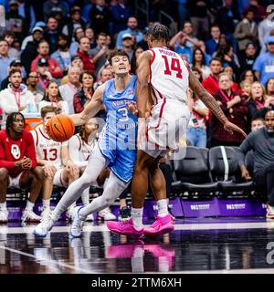 Charlotte, NC, USA. Dezember 2023. 2023 Jumpman Invitational im Spectrum Center in Charlotte, NC. (Scott Kinser/CSM) (Bild: © Scott Kinser/Cal Sport Media). Quelle: csm/Alamy Live News Stockfoto