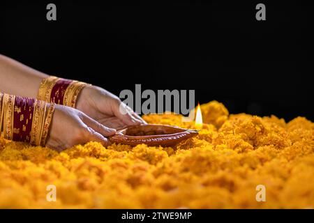 Diwali, oder Deepavali, ist Indiens größter und bedeutendster Feiertag. Stockfoto