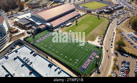 Oxford, MS - 28. November 2023: Die University of Mississippi Football Practice Field and Facility Stockfoto