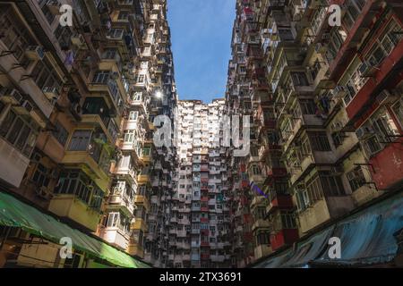 Das Monster Building, eine Gruppe von fünf miteinander verbundenen Gebäuden in Hongkong, China Stockfoto