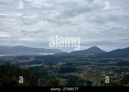 Blick auf die Mündung des Flusses Miño in La Guardia Stockfoto