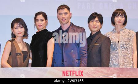 (L-R)die japanische Schauspielerin Miyuki Sawashiro, die Schauspielerin Sofia Boutella, die Schauspielerin Ed Skrein, die japanische Schauspielerin Hiroshi Kamiya und die südkoreanische Schauspielerin Bae Doona nehmen am 11. Dezember 2023 an der Japan-Premiere des Netflix-Films „Rebel Moon - Part One: A Child of Fire“ Teil. Quelle: AFLO/Alamy Live News Stockfoto