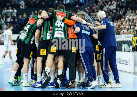 Kiel, Deutschland. Dezember 2023. TSV Hannover-Burgdorf GER, THW Kiel vs. TSV Hannover-Burgdorf, Handball, Bundesliga, Spieltag 18, Saison 2023/2024, 20.12.2023 Foto: Eibner-Pressefoto/Marcel von Fehrn Credit: dpa/Alamy Live News Stockfoto