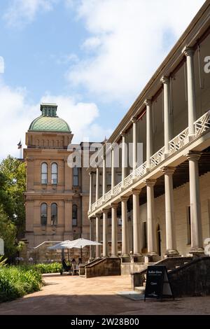 The Mint, früher bekannt als das „Rum Hospital“ und das älteste noch erhaltene öffentliche Gebäude in Sydneys zentralem Geschäftsviertel Stockfoto