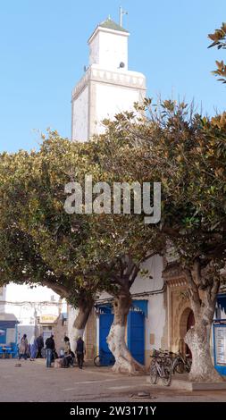 Hauptplatz/piazza in Essaouira, „die windige Stadt“, Marokko. Dezember 2023 Stockfoto