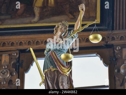 Justitita, Obere Rathaushalle, Altes Rathaus, Marktplatz, Bremen, Deutschland Stockfoto