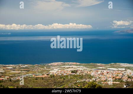 Panorama von Mirador de Chirche über Guia de Isora und Playa de San Juan bis zur Westküste, Teneriffa, Kanarischen Inseln, Spanien Stockfoto