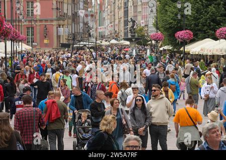 Touristen, Menschenmassen, Long Market, Altstadt, Danzig, Woiwodschaft Pommern, Polen Stockfoto