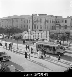 Jamal Pascha Straße, auch bekannt als Avenue de la victoire Ca. 1950-1955 Stockfoto