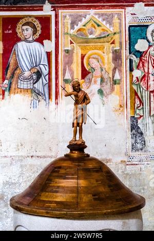 Skulptur in der Capel von Santi Pietro und Paolo in der Kathedrale von Matera, der Hauptkirche der Sassi di Matera. Stockfoto