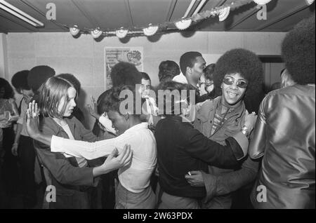 Suriname Silvesterparty im Bijlmermeer CA. 30. Dezember 1972 Stockfoto