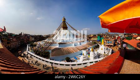 Die berühmte Boudhanath Stupa (Bouddha Stupa), ein UNESCO-Weltkulturerbe und eine führende Touristenattraktion in Kathmandu, der Hauptstadt Nepals Stockfoto