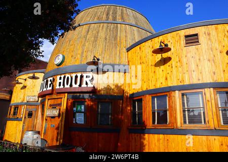 Los Angeles, Kalifornien: Leerlaufzeit, Fassbau an der 4824 Vineland Ave, Los Angeles Stockfoto