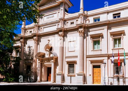 Haupteingang. Palacio del Senado - Palast des Senats ist Sitz des spanischen Senats, Oberhaus der Cortes Generales, nationale Par Stockfoto