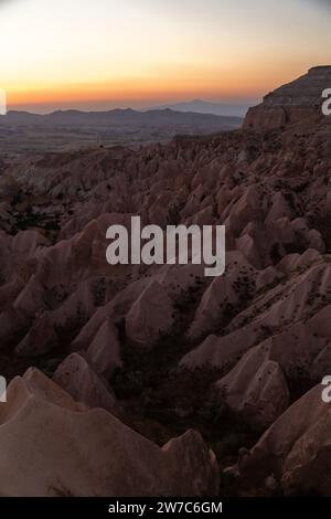 05.09.2017, Türkei, Ortahisar, Nevsehir - beliebter Aussichtspunkt im Goereme Nationalpark in Kappadokien, mit Tuffsteinen im Bild. 00A170905D3 Stockfoto