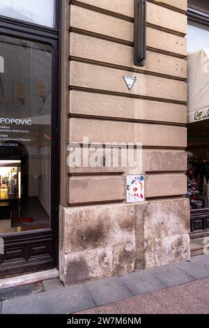 Quecksilber, einer der Planeten von „Nine Views“ (Devet pogleda), ein verstecktes Sonnensystem im Maßstab 1:680 000 000 in Zagreb Kroatien; Kunstwerk von Davor Preis Stockfoto