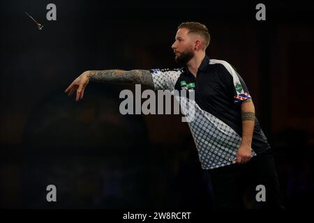 Alexandra Palace, London, Großbritannien. Dezember 2023. 2023/24 PDC Paddy Power World Dart Championships Day 7 Abendsession; Danny Noppert in Aktion während seines Spiels gegen Scott Williams Credit: Action Plus Sports/Alamy Live News Stockfoto