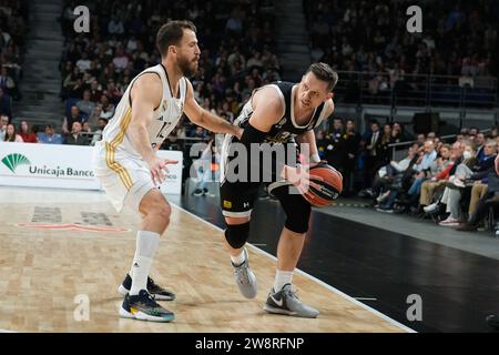 Mateusz Ponitka von Partizan Mozzart setzte Belgrad während der Turkish Airlines EuroLeague zwischen Real Madrid und Partizan Belgrad am Dezember in Wizink ein Stockfoto