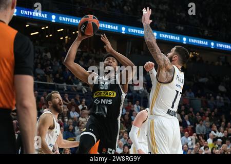 Madrid, Spanien. Dezember 2023. Caboclo Bruno von Partizan Mozzart setzte Belgrad während der EuroLeague der Turkish Airlines zwischen Real Madrid und Partizan Belgrad am 21. Dezember 2023 Madrid Spanien (Foto: Oscar Gonzalez/SIPA USA) (Foto: Oscar Gonzalez/SIPA USA) Credit: SIPA USA/Alamy Live News Stockfoto