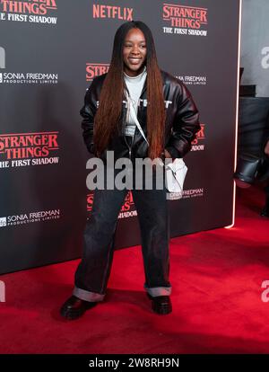 Corrina Brown nimmt am 14. Dezember 2023 an der „Stranger Things: The First Shadow“-Weltpremiere im Phoenix Theatre in London Teil Stockfoto