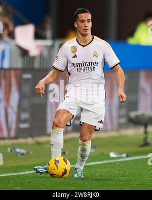 Alava, Spanien. Dezember 2023. Lucas Vazquez von Real Madrid CF in Aktion während des LaLiga EA Sports Matches zwischen Deportivo Alaves und Real Madrid CF im Mendizorrotza Stadion. Vitoria-Gasteiz, Alava, Spanien. Dezember 2023. Stockfoto