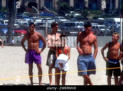 Huntington Beach, Kalifornien, USA 28. August 1996 Baywatch Dreharbeiten vor Ort am 28. August 1996 in Huntington Beach, Kalifornien, USA. Foto: Barry King/Alamy Stock Photo Stockfoto