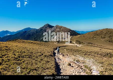 Wandern auf dem Jiaming Lake Trail, Taitung, Taiwan Stockfoto