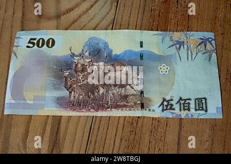 Mount Dabajian (Dabajianshan), 3492 m, auf der Rückseite eines New Taiwan Dollar 500-Dollar-Bandes zu sehen Stockfoto