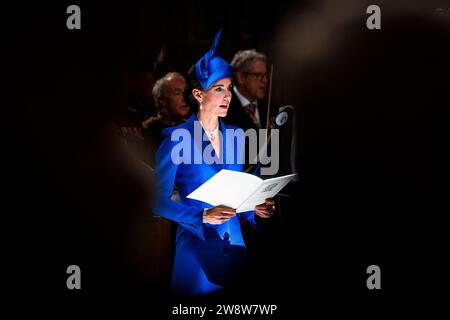 PA FOTOGRAF BILD DES JAHRES 2023 - JANE BARLOW. Aktenfoto vom 07/23 - die Prinzessin von Wales während des Nationaldienstes für Thanksgiving und Widmung für König Karl III. Und Königin Camilla, und die Verleihung der Ehrenzeichen Schottlands in der St Giles' Cathedral, Edinburgh. Ausgabedatum: Freitag, 22. Dezember 2023. Stockfoto