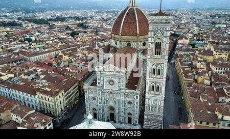 Drohnenfoto Santa Maria del Fiore Kathedrale, Cattedrale di Santa Maria del Fiore Florenz Italien Europa Stockfoto