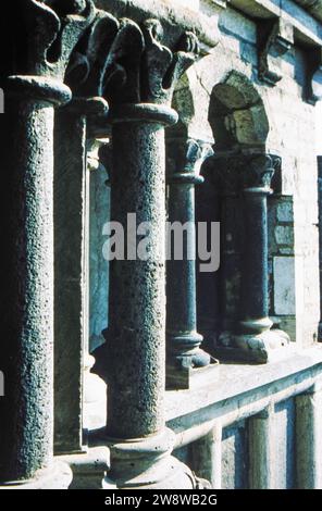Köln, Deutschland, 13. August. 1995. Great St. Martin-Kirche. Triconch. Chor. Zwerggalerie. Stockfoto