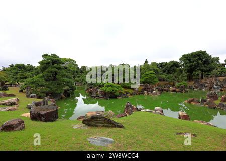 Nijo Castle mit Gärten, ein Zuhause für den Shogun Ieyasu in Nijojocho, Nakagyo Ward, Kyoto, Japan Stockfoto