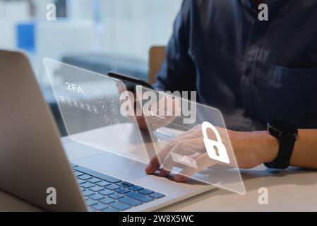 Verbesserung der Cybersicherheit durch 2FA-zwei-Faktor-Authentifizierung, Anmeldesicherheit, Benutzer-ID-Schutz und Verschlüsselung, um Cyberhacker abzuwehren. Stockfoto