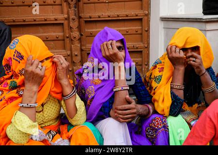 Junge indische Frauen, Puschkar, Rajasthan, Nordindien Stockfoto