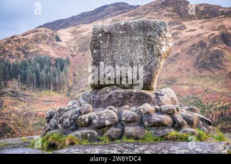 Bruce's Stein, Gedenkstein zu Robert the Bruce, König der Schotten, am Loch Trool, Galloway Forest Park, Schottland Stockfoto