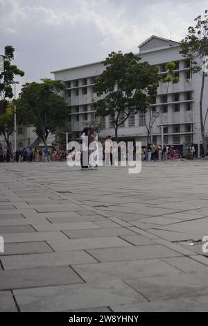 Altstadt von Jakarta, 19. Dezember 2023 - Außenansicht des Innenhof des Fatahillah Museums, Altstadt von Jakarta Stockfoto