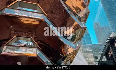 Das Schiff (TKA) ist ein Gebäude und eine Besucherattraktion, die im Rahmen des Hudson Yards Redevelopment Project in Manhattan, New York City, gebaut wurde Stockfoto