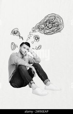 Kreative Trendcollage von traurigem jungen Mann sitzen überdenken müde Chaos Gedanken Surrealismus Metapher psychedelische bizarre ungewöhnliche Fantasie Stockfoto