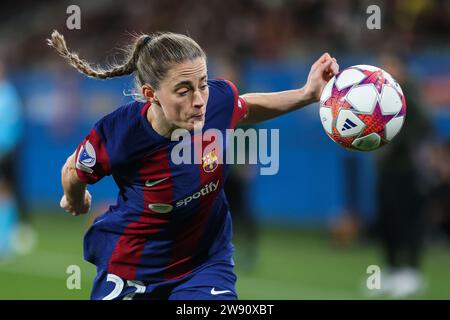 Barcelona, Spanien. Dezember 2023. Ona Batlle (22) vom FC Barcelona beim Spiel der UEFA Women’s Champions League zwischen dem FC Barcelona und dem FC Rosengaard bei Estadi Johan Cruyff in Barcelona. (Foto: Gonzales Photo - Ainhoa Rodriguez). Stockfoto