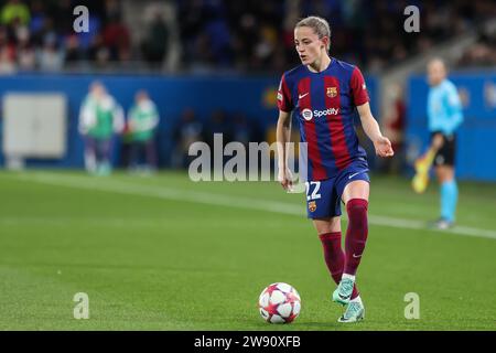 Barcelona, Spanien. Dezember 2023. Ona Batlle (22) vom FC Barcelona beim Spiel der UEFA Women’s Champions League zwischen dem FC Barcelona und dem FC Rosengaard bei Estadi Johan Cruyff in Barcelona. (Foto: Gonzales Photo - Ainhoa Rodriguez). Stockfoto