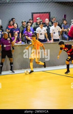 Recife, Brasilien. Dezember 2023. Gebote von Game Sport x Tamandaré, gültig für das Futsal-Finale für Erwachsene in Pernambuco. Quelle: Thiago Lemos/FotoArena/Alamy Live News Stockfoto