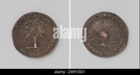 Schutterij van Grootebroek, Anonym, Silbermedaille 1689. Vorderseite: Baum mit Zweigen geflochten; in Elips Stern durch Zweige gebildet; auf beiden Seiten: Sterne in Kerschrift. Rückwärts: Kopf in der Pipeline Wapentuit innen Abdeckung Grootebroek Silber (Metall) auffällig (Metallverarbeitung) Grootebroek Stockfoto