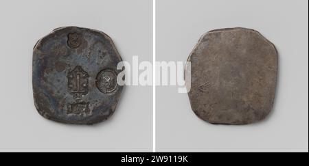 Half Daalder, Notmünze aus Haarlem, während der Belagerung geschlagen, Anonym, 1572 - 1573 Münze. Belagerungsmünze einseitige, unregelmäßige Notmünze. Vorderseite: Drei Marken übereinander, einer rechts davon; von unten nach oben: Meisterzeichen: Stern und Halbmond; Stadtwappen: Umgekehrt Schwert mit zwei Sternen auf beiden Seiten, Kreuz auf der Schwertspitze; Jahr; rechts klopfen: Löwe auf Schild. Rückseite: Blanco Haarlem Silber (Metall) auffällig (Metallverarbeitung) Haarlem Stockfoto